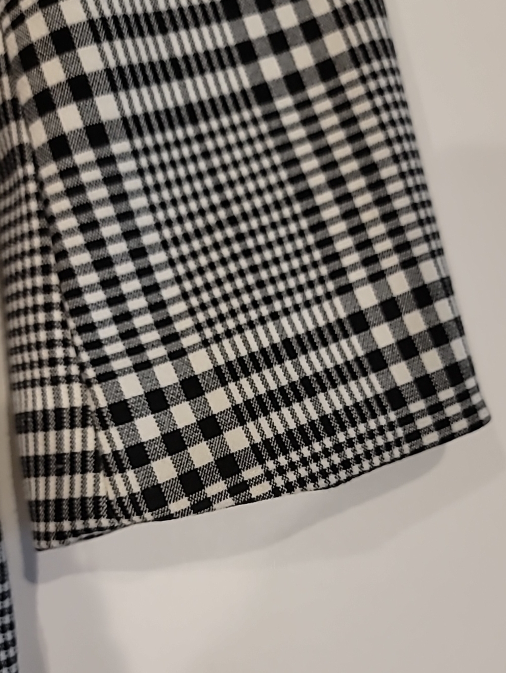 Carolina Belle Glen Plaid Top Coat Black White Large - Picture 9 of 15